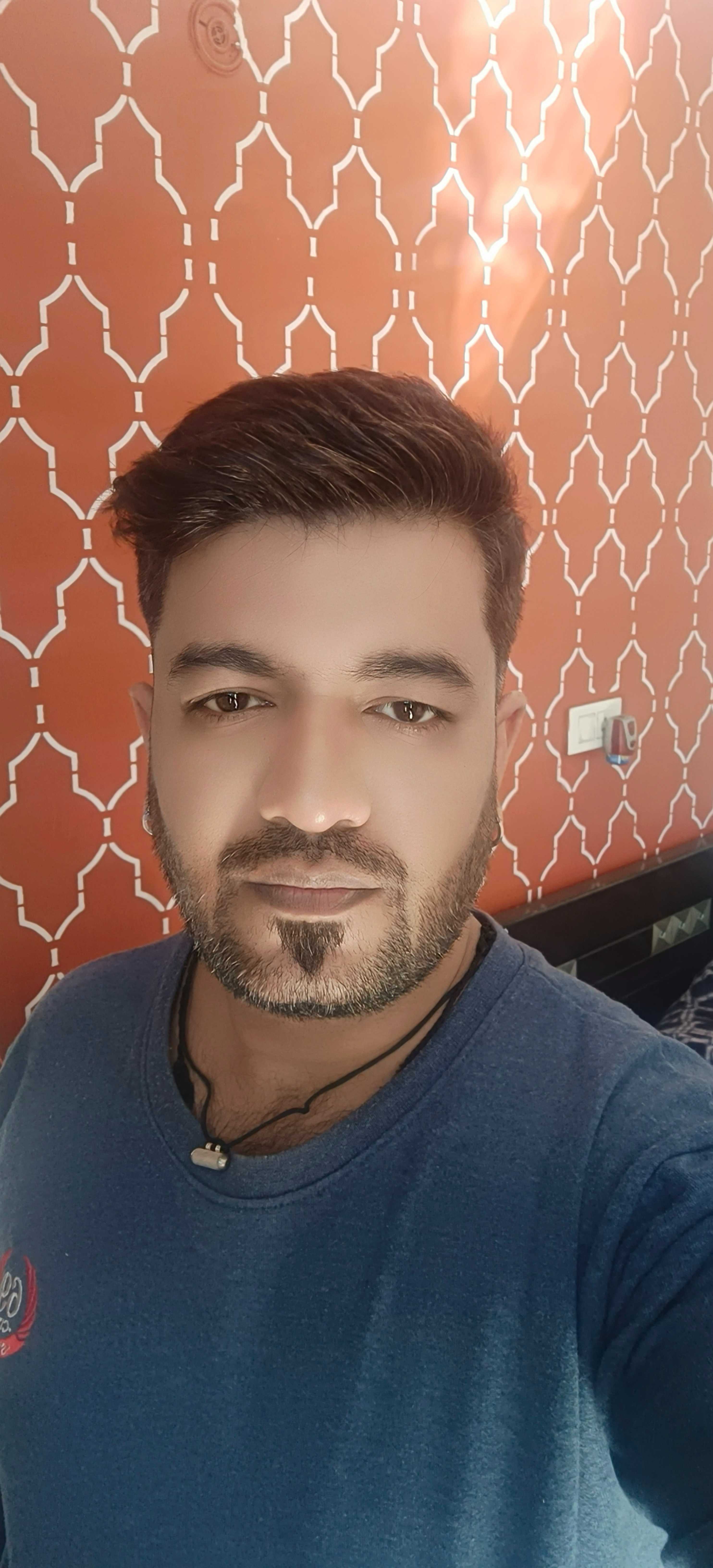  c6a1f240-3c82-41ea-899d-92bab794fd99_vamikas collection 